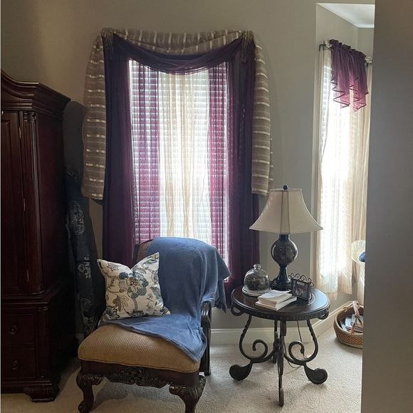 Set of 2 Gold Sheer Curtains to go through Gold Sconce - Picture 2 of 2